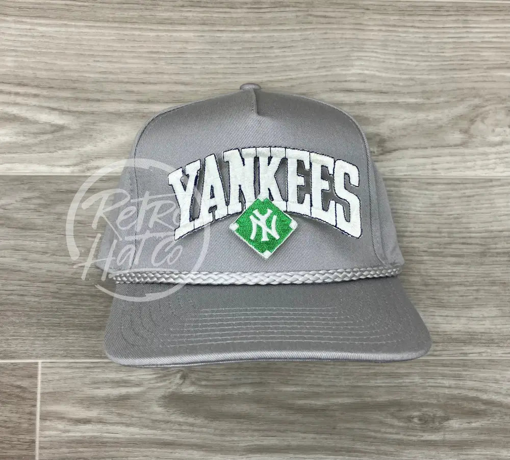 Vintage 90s New York Yankees (White Arch) Patch on Tall Gray Retro Rope Hat